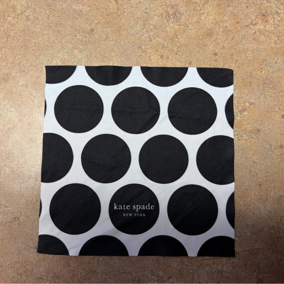 Kate Spade Black and Pink Sunglasses With Case And Cleaning Cloth - Picture 12 of 13